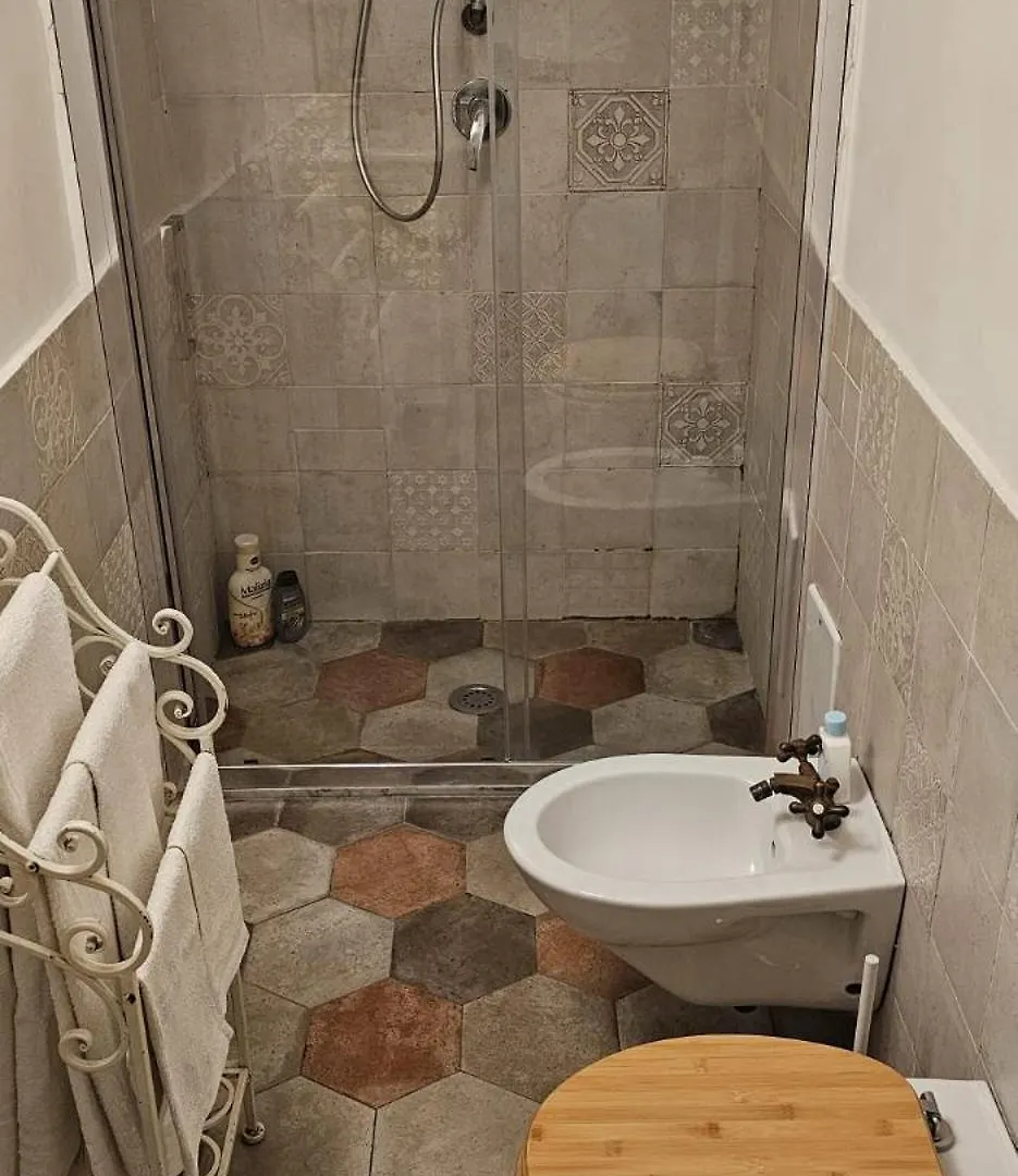 Holiday home La Dimora Del Professore Naples Italy